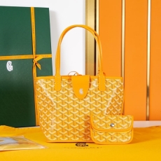 Goyard Shopping Bags